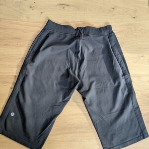 Lululemon Men's Black Athletic Shorts Size XXL